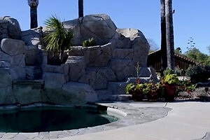 Teen blonde licks and facesits her stepsister