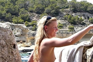 Amateur Blonde Teen Intense Masturbation HD