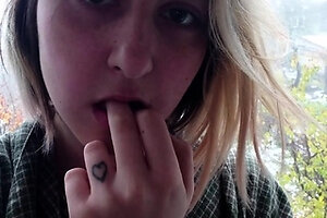 Solo Amateur Blonde Teen Homemade Pussy Masturbation