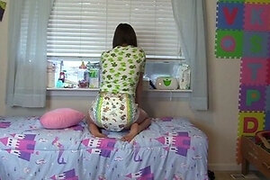 Brandy &amp; Red: Messing While Breastfeeding