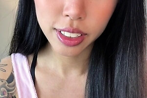 Hottest brunette solo webcam masturbation 2