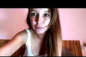 Amateur Teen with Huge Dildo Masturbating on Webcam