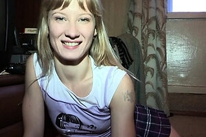 Meat sucking action by frisky barely legal Soni