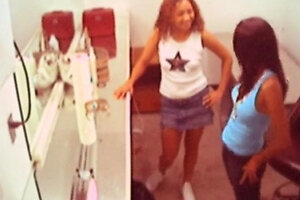 Horny lesbos licking