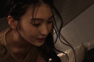 Beautiful Asian Teen Knows Whats Shes Doing