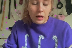 Amateur Blonde Teen Plays Solo with Toy Webcam Porn